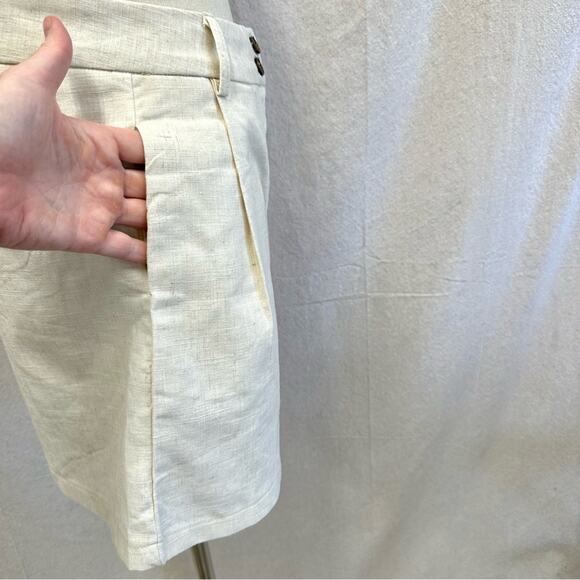 Goodnight Macaroon beige tailored A line textured shorts size large‎ high rise - Picture 8 of 14